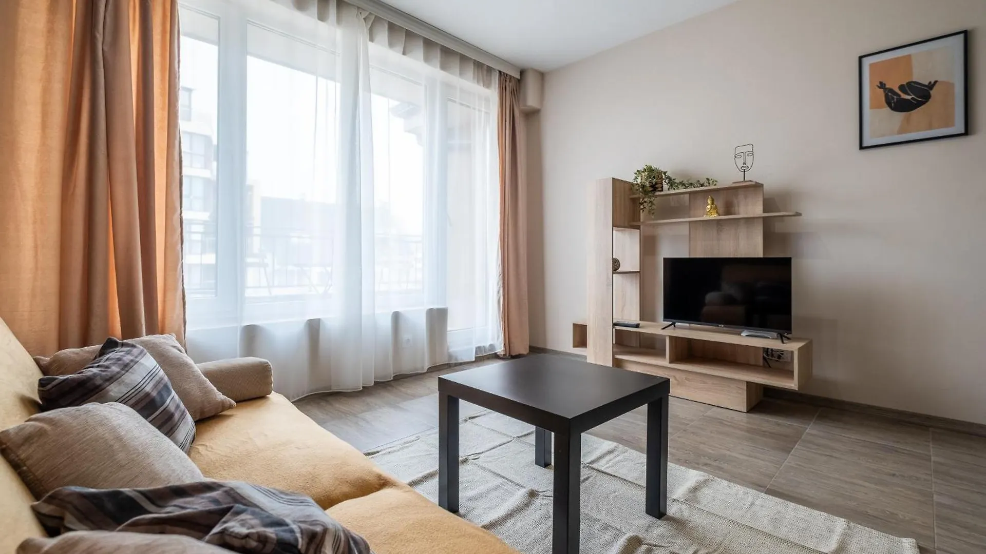 Cozy Homes 2 Sofia 0*,